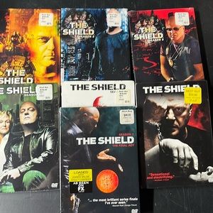 The Shield complete series on dvd!